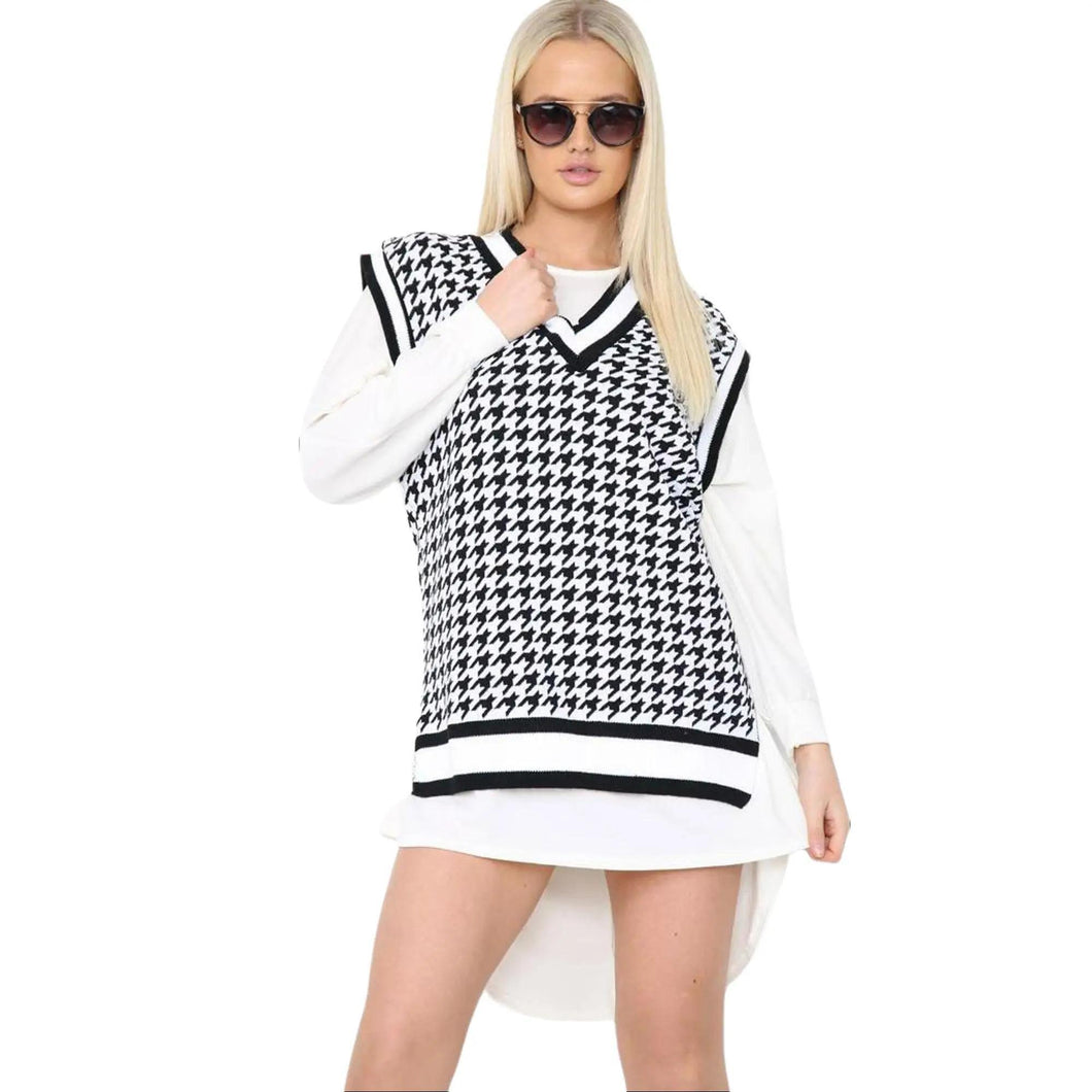 V Neck Sleeveless Jumper