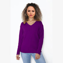 Load image into Gallery viewer, V Neck Cable Knit Long Sleeve Jumper
