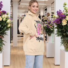 Load image into Gallery viewer, WILD THANG Slogan Printed Tshirt
