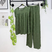 Load image into Gallery viewer, Fish Pattern Scoop Neck Loungewear
