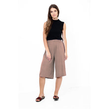 Load image into Gallery viewer, 3/4 Culotte Knee Length Trouser
