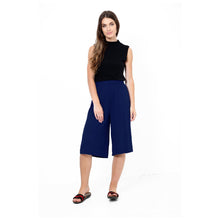 Load image into Gallery viewer, 3/4 Culotte Knee Length Trouser
