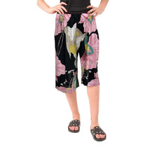 Load image into Gallery viewer, 3/4 Cropped Printed Palazzo Trouser
